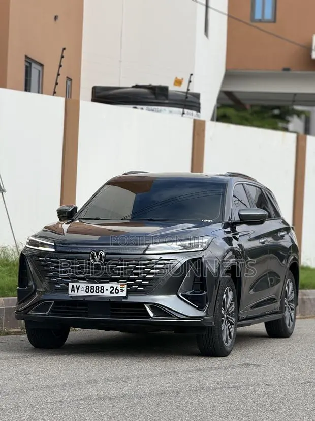 Changan CS75 2024 Silver · Photo 1
