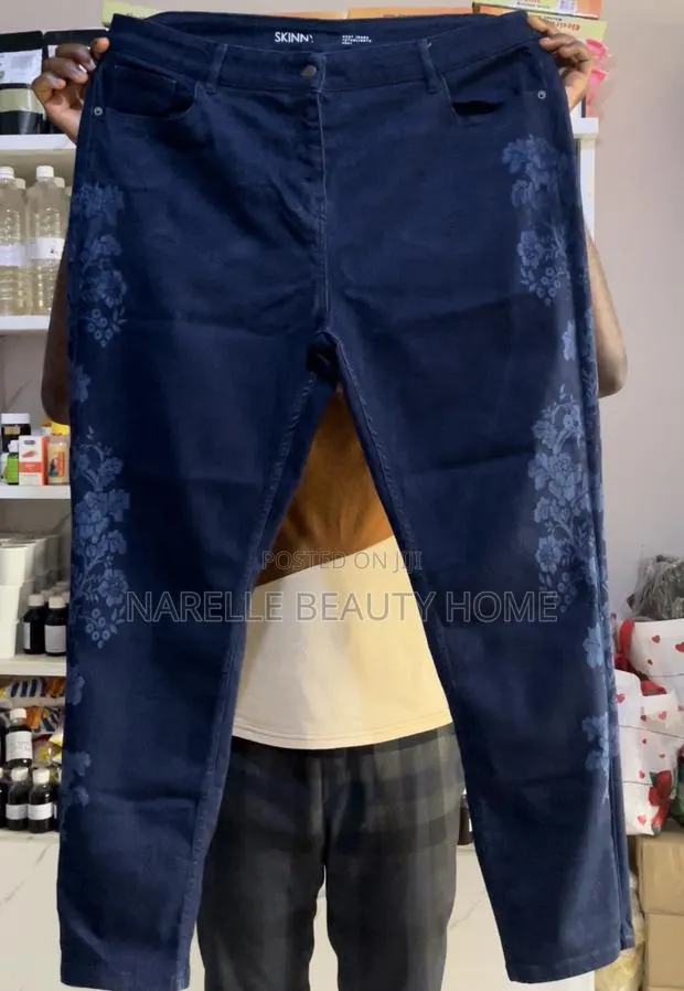Uk Size 20 - Ladies Plus Size Jeans · Photo 1