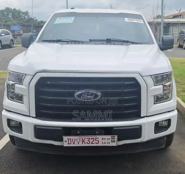 Ford F-150 XL 4x2 SuperCab Styleside 6.5 ft. box 145 in. WB 2017 White · Photo 1