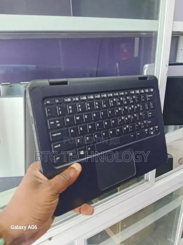 Laptop HP ProBook X360 11 G2 EE 4GB Intel Core M3 SSD 128GB · Photo 1