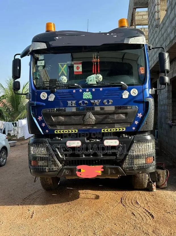 Tipper Truck · Photo 1