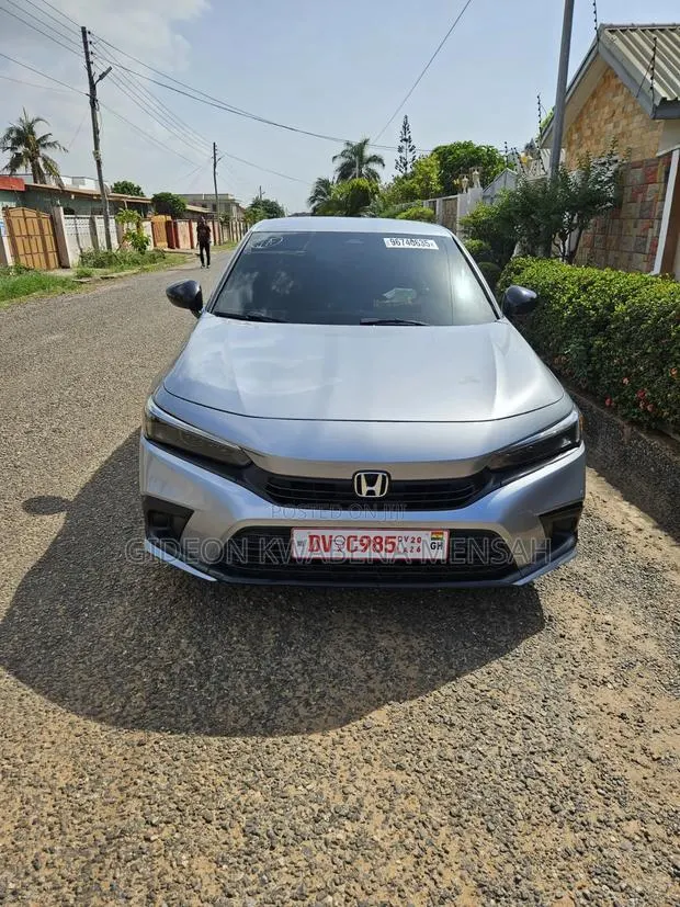 Honda Civic Sport 2022 Silver · Photo 1
