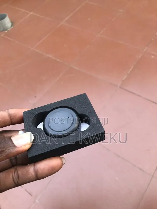 Global Tracking Device With Strong Magnetic No Sim Card Required · Photo 1