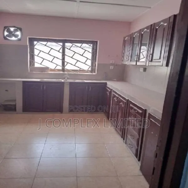 5bdrm House in North Ridge for rent · Photo 1