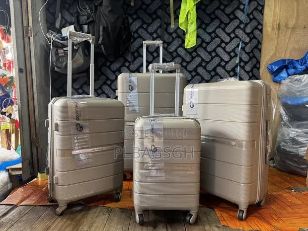 Four in One Trolley Unbreakable Luxury Luggage · Photo 1