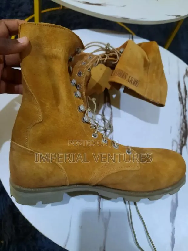 Quality Durable All Leather Desert Boot · Photo 1