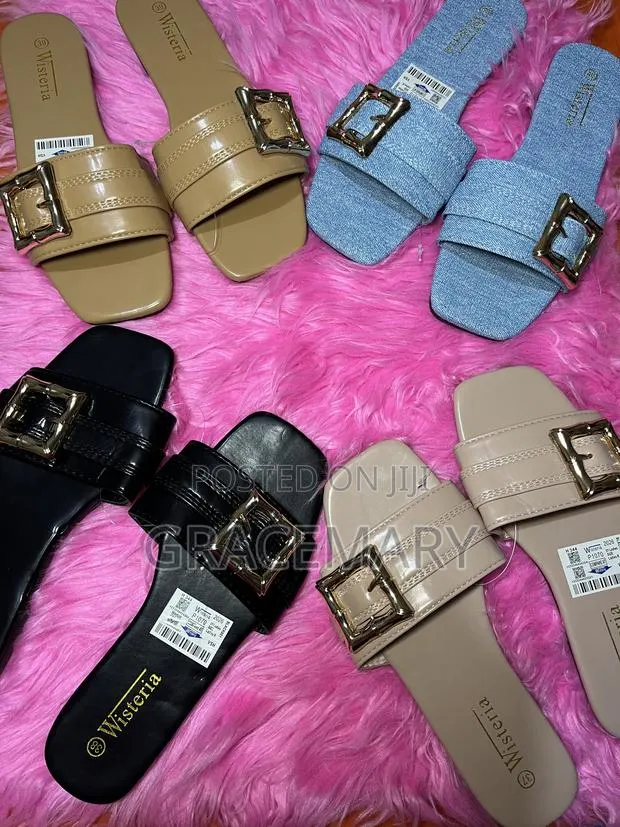 Beautiful Ladies Slippers · Photo 1