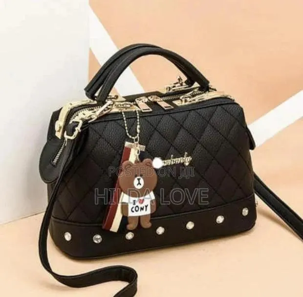 Cute and Luxury Ladies Diamond Casual Clutch Bag · Photo 1