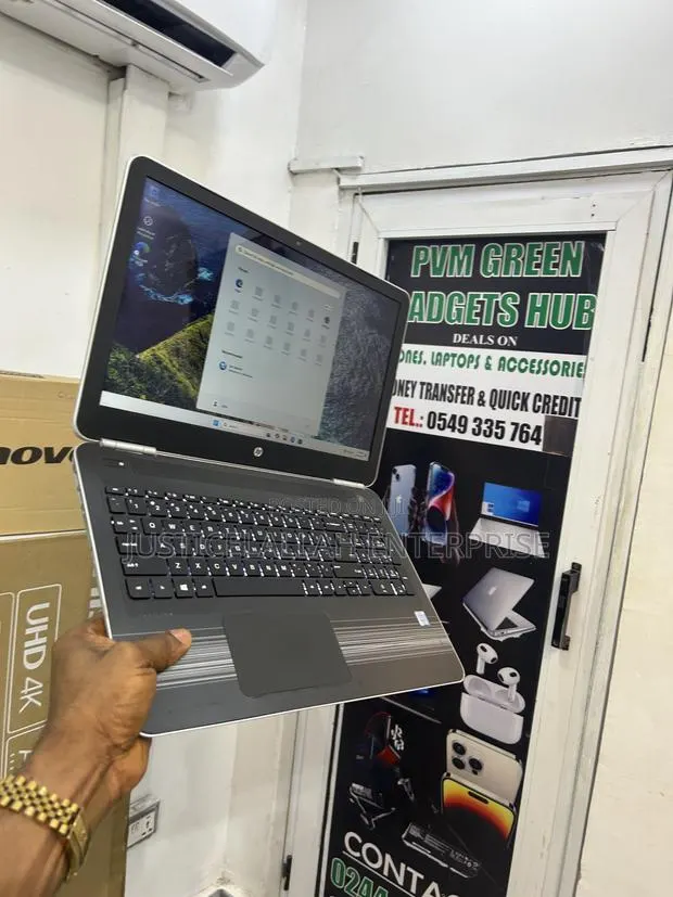 Laptop HP Pavilion TouchSmarT 15 12GB Intel Core i7 HDD 1T · Photo 1
