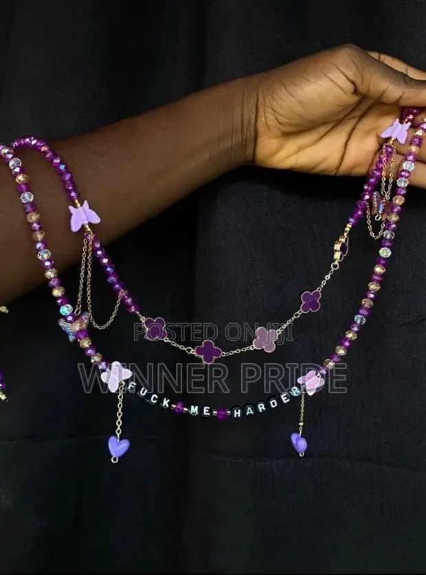 Waistbeads · Photo 1