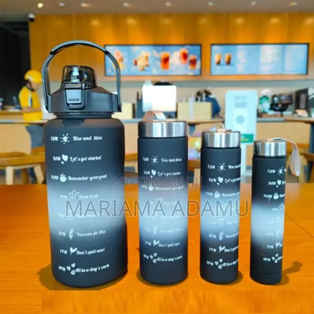 4 In 1 Water Bottles · Photo 1
