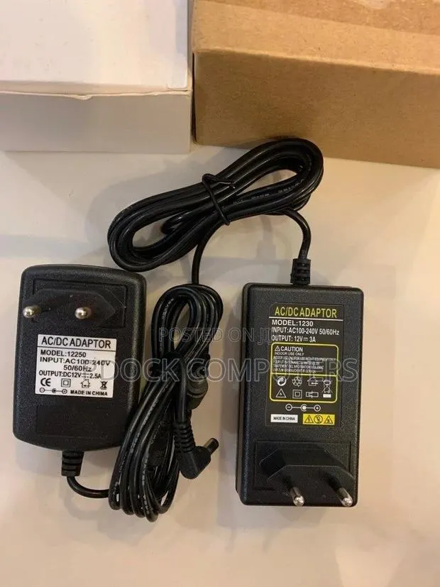 Power Adapter 12V 2A Dc/AC · Photo 1