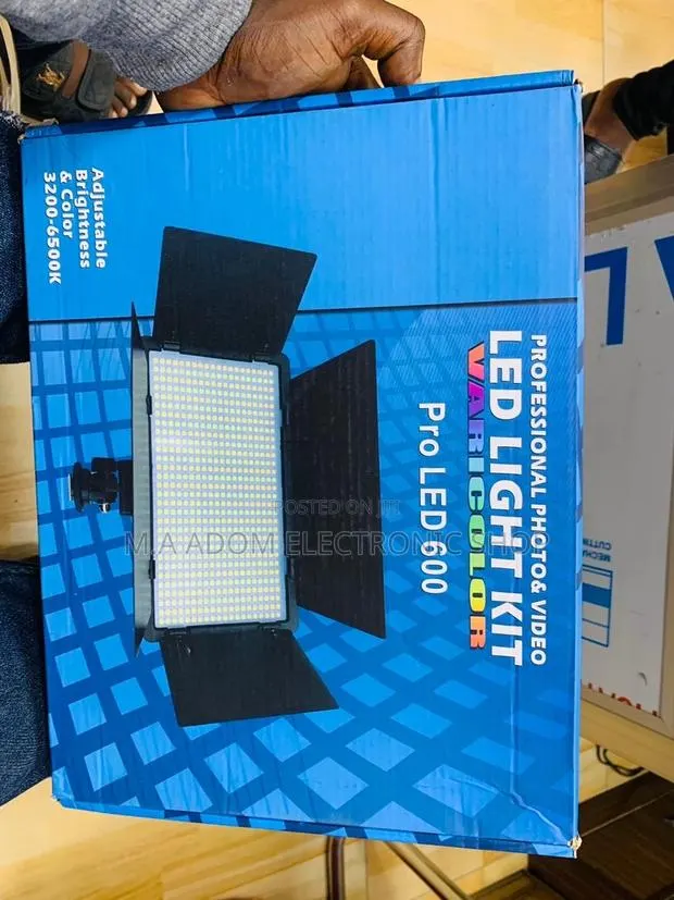 Well Design Pro Led 600 Photo Video Led Light Kit. · Photo 1