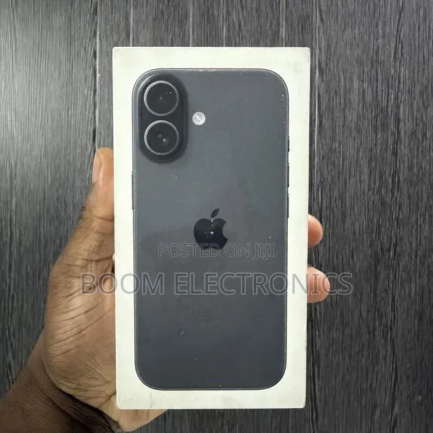 New Apple iPhone 17 256 GB Black · Photo 1
