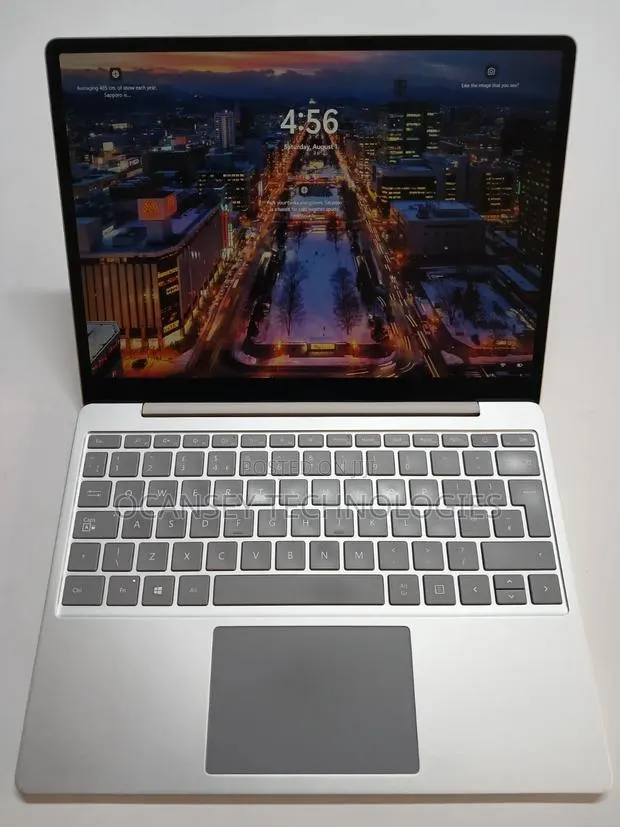 Laptop Microsoft Surface Go 16GB Intel Core i5 SSD 256GB · Photo 1