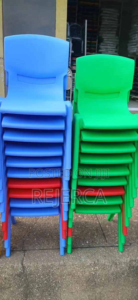 Colourful Kids School Chairs · Photo 1