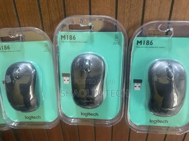 Logitech M186 Wireless Mouse · Photo 1