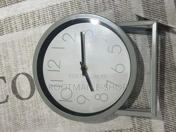 Wilko Sage Green Mantel Clock With a White Dial and Metal Stand · Photo 1