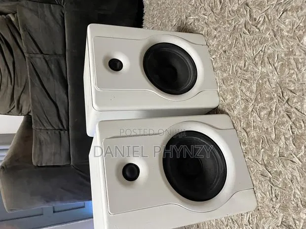 Studio Monitors · Photo 1