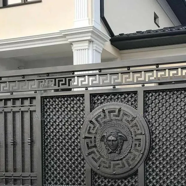 Luxury Heavy Main Gate · Photo 1