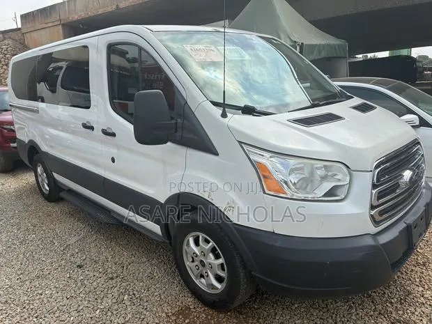 Ford Transit Connect 2016 White · Photo 1