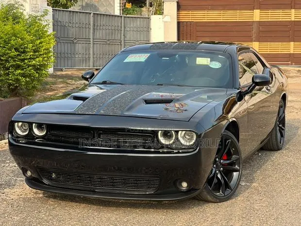 Dodge Challenger 2016 Black · Photo 1
