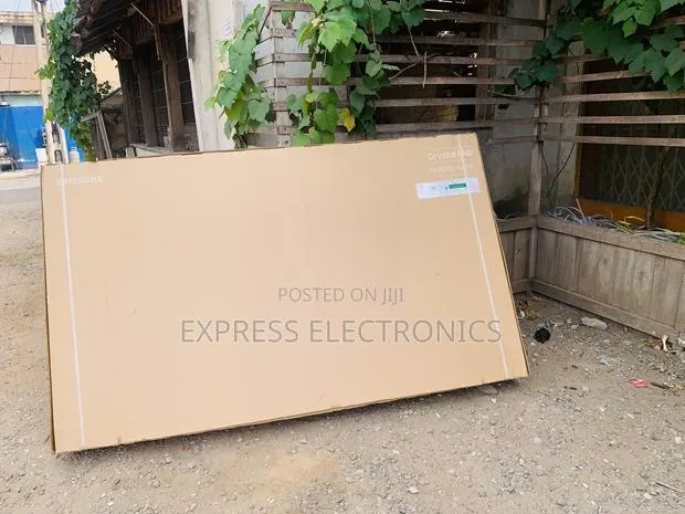 85q70c Qled Samsung Television · Photo 1