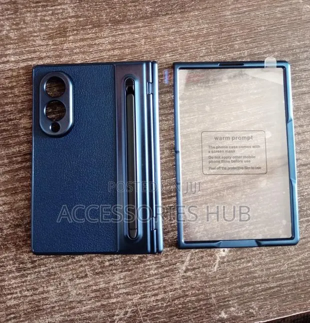 Samsung Z Fold 8 Case With a Stylus Pen and a Hinge Cover · Photo 1