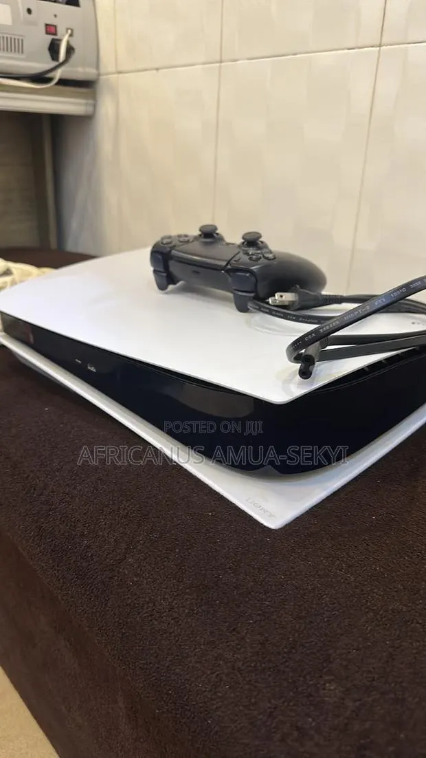 Playstation 5 · Photo 1