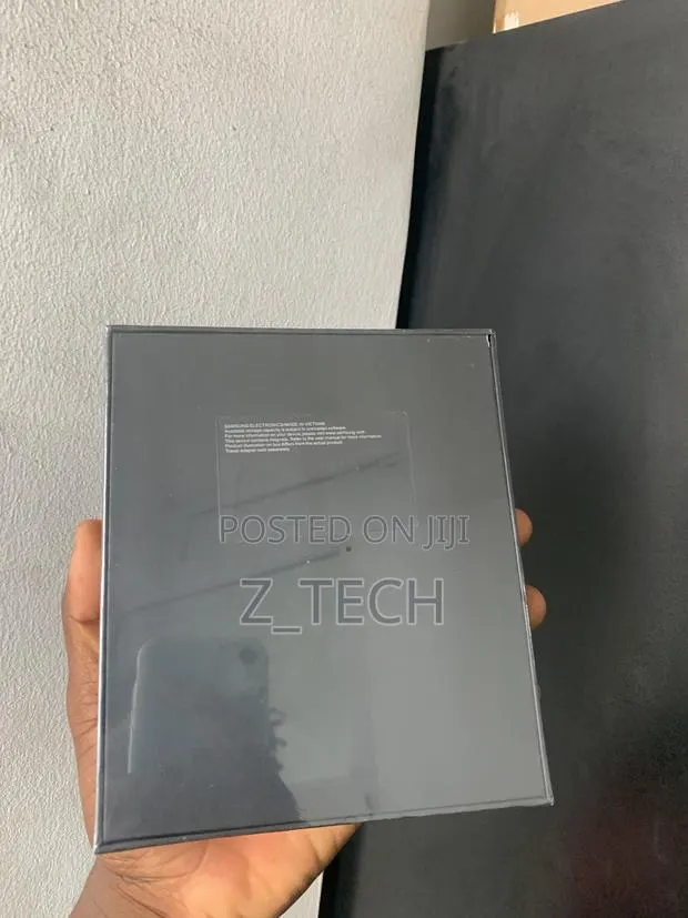 New Samsung Galaxy Z Fold 5 256 GB Black · Photo 1