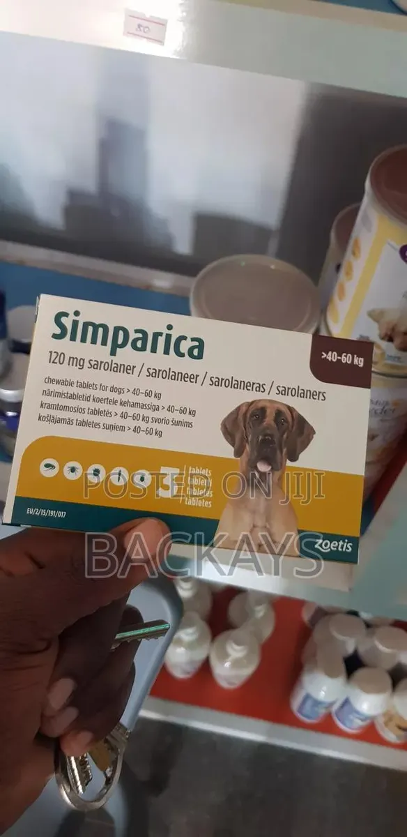 Simperica Anti Flea and Tick Tablets for All Dog Types · Photo 1