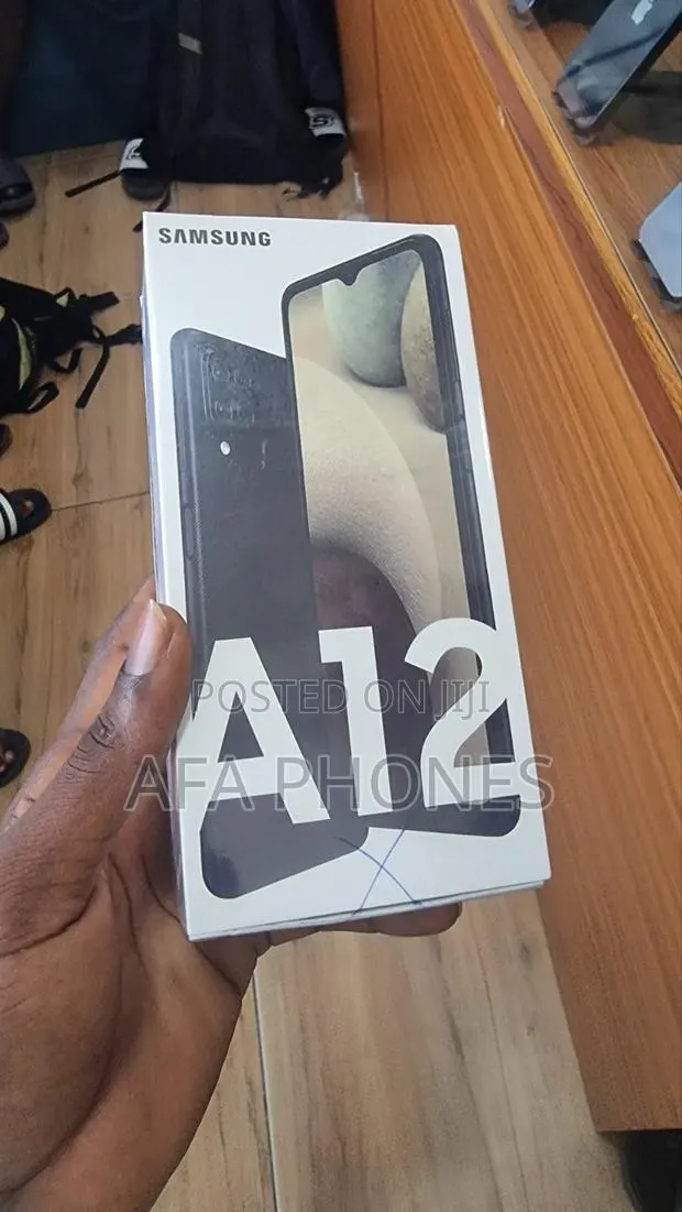 New Samsung Galaxy A12 128 GB Black · Photo 1