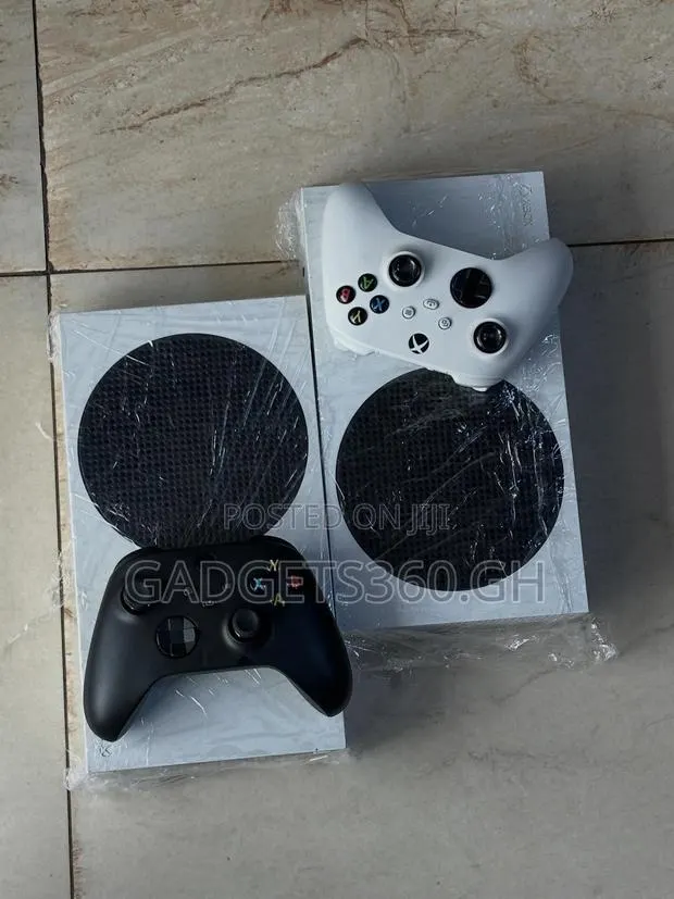 Microsoft Xbox Series S (512GB + 9 Games) · Photo 1