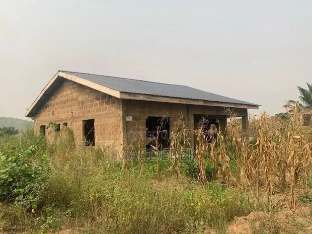 2bdrm House in White House, Amasaman for sale · Photo 1