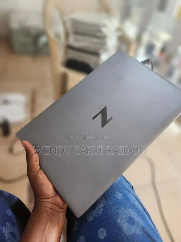 Laptop HP ZBook Firefly 14 G7 8GB Intel Core i5 SSD 256GB · Photo 1