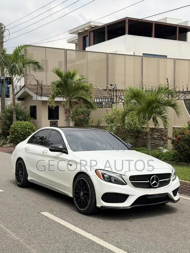 Mercedes-Benz C43 4Matic Sedan AWD (3.0L V6 9AM) 2018 White · Photo 1