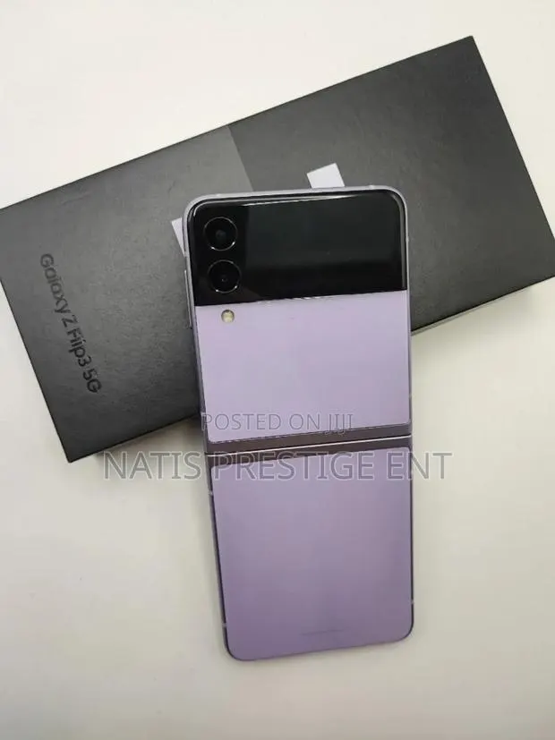 New Samsung Galaxy Z Flip4 256 GB Purple · Photo 1