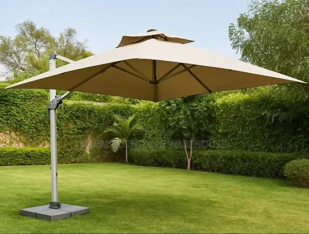 Patio Umbrella (Garden or Outdoor Umbrella)1031 · Photo 1