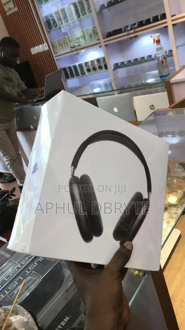 Apple Airpods Max · Photo 1