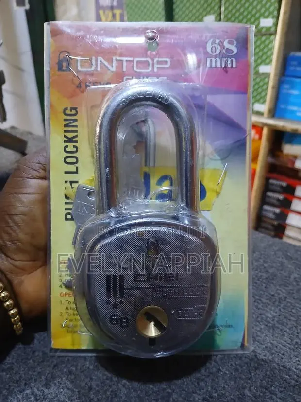 Untop Chief 68mm Padlock · Photo 1