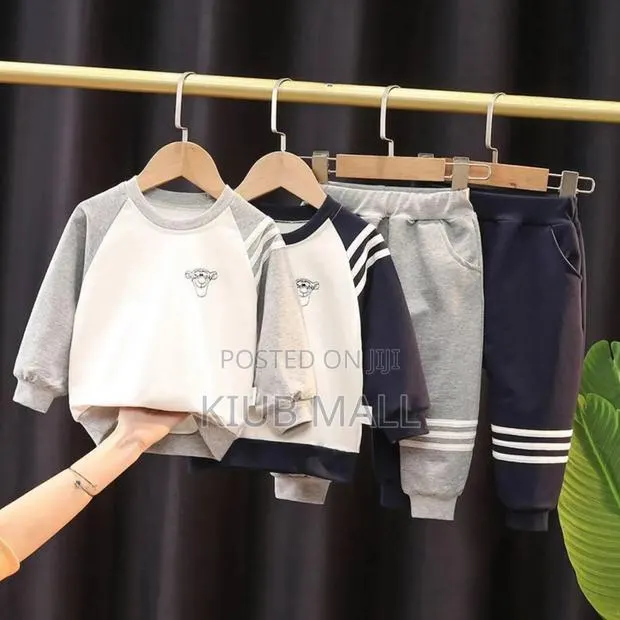 Kids Joggers Set · Photo 1