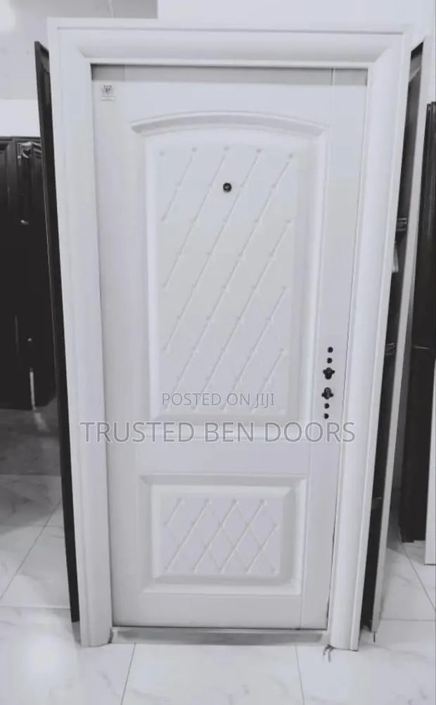 Paladin Turkey Single Security Rough Front White Door · Photo 1
