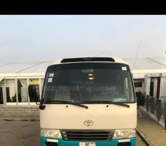 Mini Bus for Rent · Photo 1