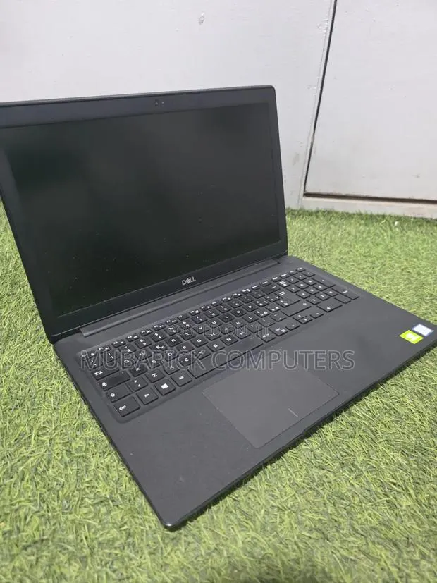 Laptop Dell Latitude 3500 16GB Intel Core i7 SSD 512GB · Photo 1