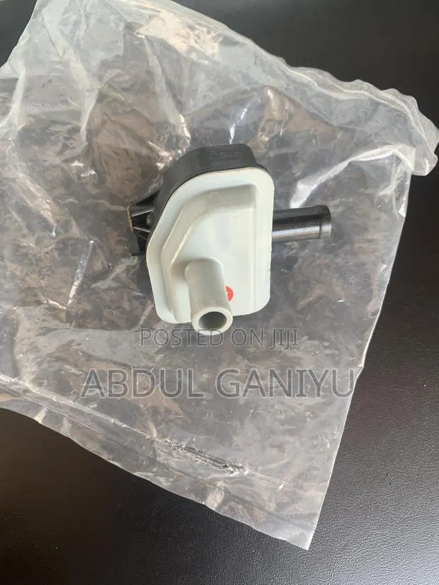 Vapor Canister Purge Solenoid Valve · Photo 1