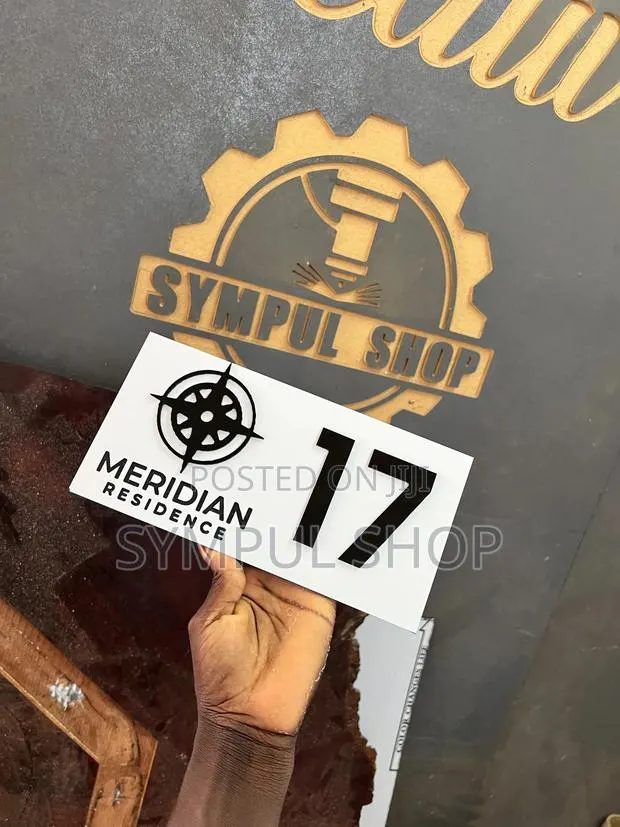 Unique Door Labels · Photo 1