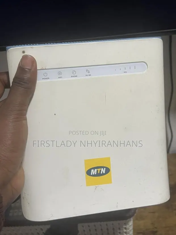 MTN 4G LTE WiFi Router in Good Working Condition. · Photo 4