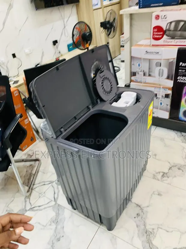 Wash and Spin Dry WM Topload Twintub 8kg Nasco Black · Photo 1