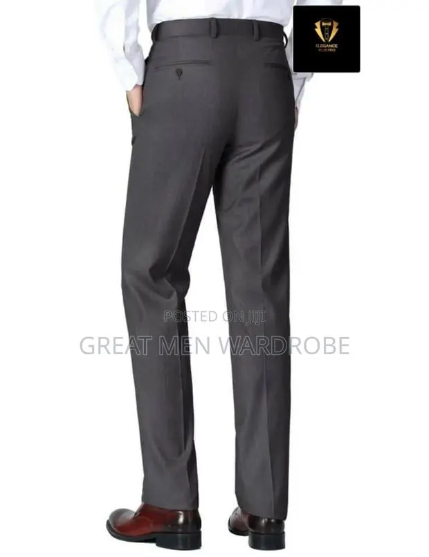 Slim Fit Pants. · Photo 1