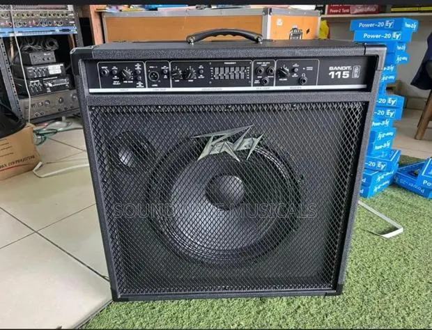 Peavey Bass Combo Bandit ,115 · Photo 1
